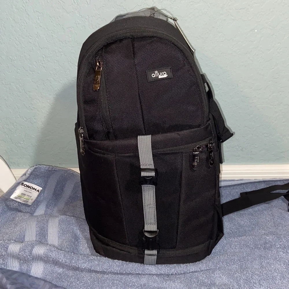 NWT Altura camera bag